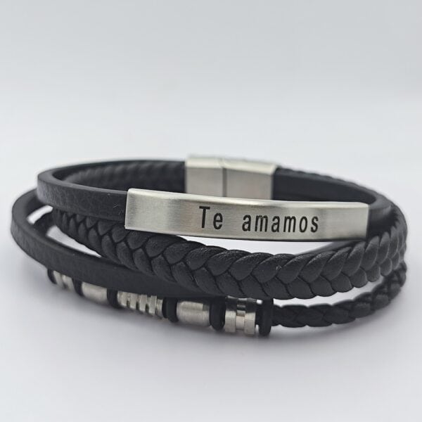 צמיד עור לגבר עם חריטה te amamos